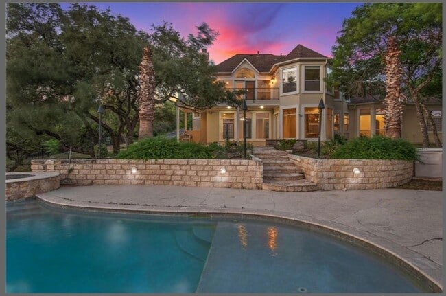 Building Photo - 1400 Camelback Rental