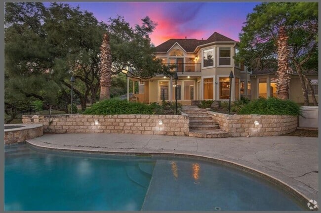 Building Photo - 1400 Camelback Rental