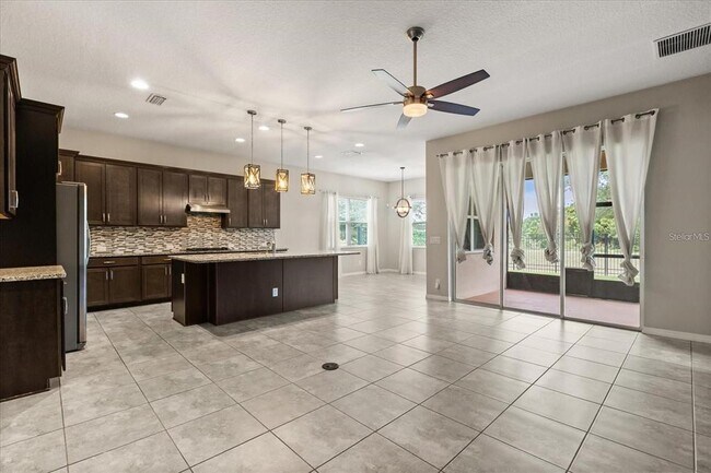 Photo - 1046 Grand Hilltop Dr