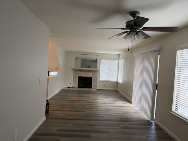 Photo - BEAUTIFUL 2 BR 2.5 BA TOWNHOUSE RANCHO PENASQUITOS $3300.00
