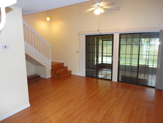 Photo - 2 bedroom/2 bath condo in Rockwood Villas.