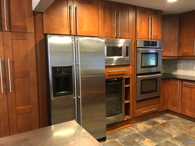 Photo - 7601 Martha Dr SE