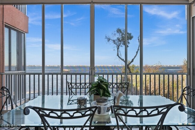 Building Photo - 14813 Laguna Dr Unit 102 Rental