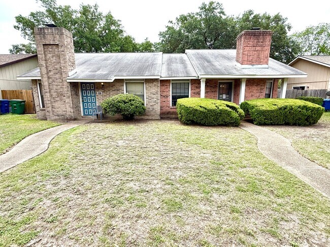 Building Photo - 5310 Gawain Dr Unit 5310 Gawain Dr Rental