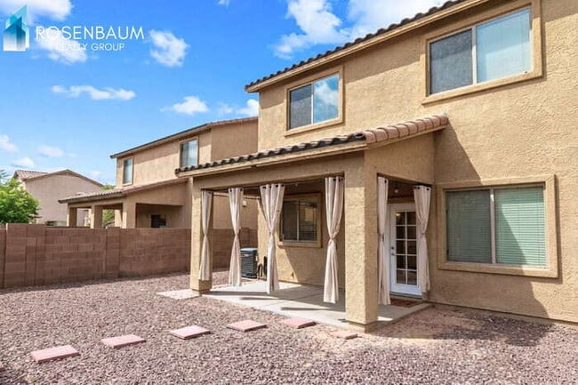 Photo - Beautiful 5-beds, 2.5-baths two-story home in the desirable Rancho Marana community!