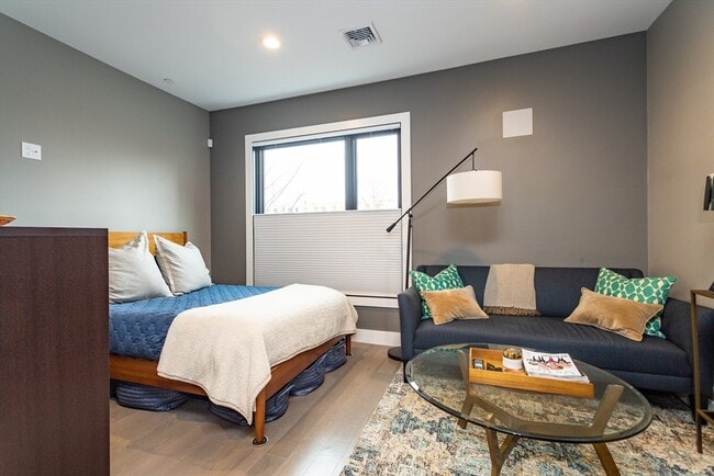 Photo - 39 A St Unit 3