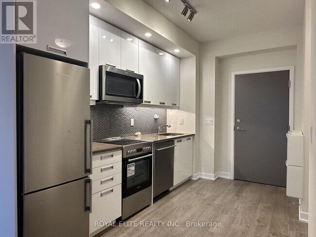 Photo - 99 John St Unit 2305