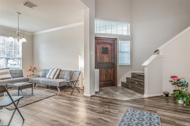 Photo - 16418 Pademelon Dr