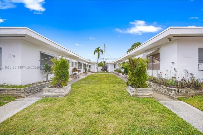 Photo - 710 82nd St Unidad 4