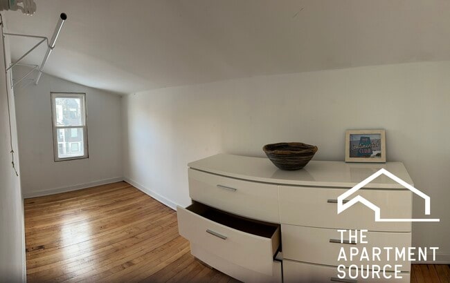 Photo - 1820 N Kedvale Ave Unit 2