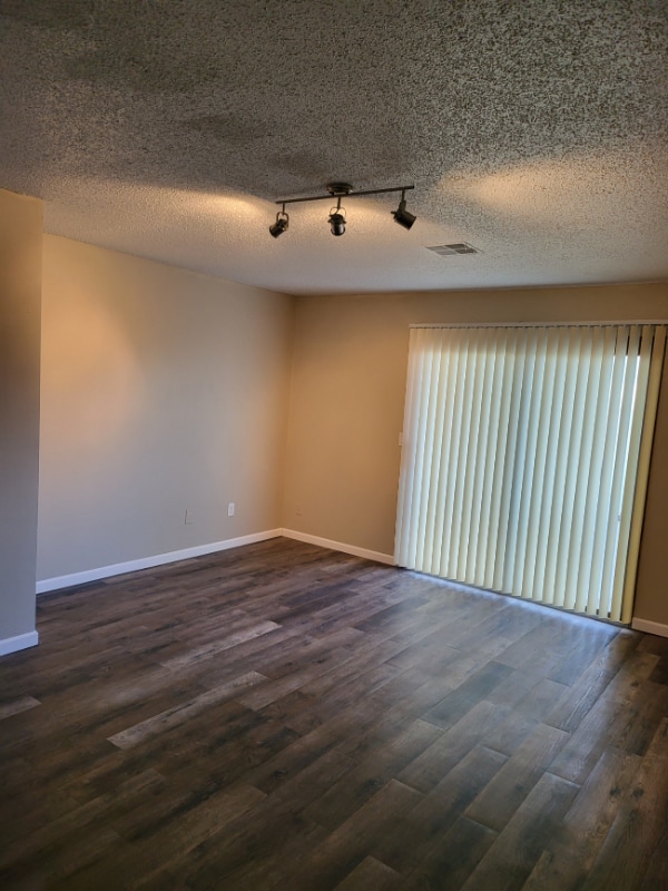 Photo - 1325 N Meridian Ave Apartment Unit 208