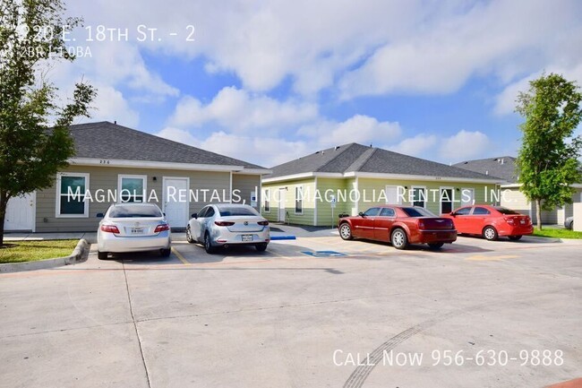 2 Bed 1 Bath in Weslaco - 2 Bed 1 Bath in Weslaco Apartment Unit 2