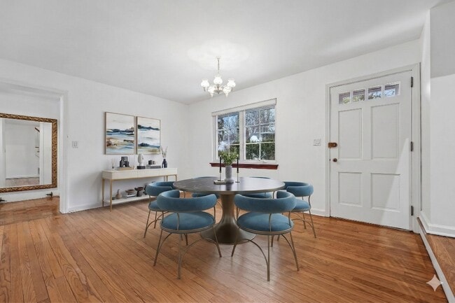 Photo - 52 Knickerbocker Rd