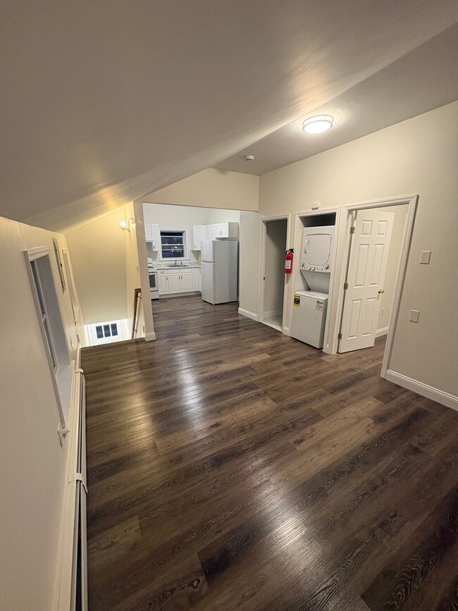 861 Valley St Unidad 861 Valley Street, Apt 2