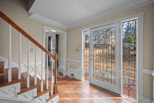 Photo - 2645 Wilshire Terrace