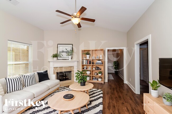 Photo - 5521 Park Side Rd