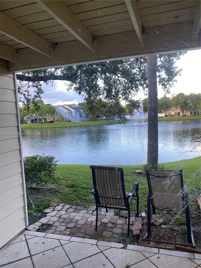Photo - 2113 Champions Way