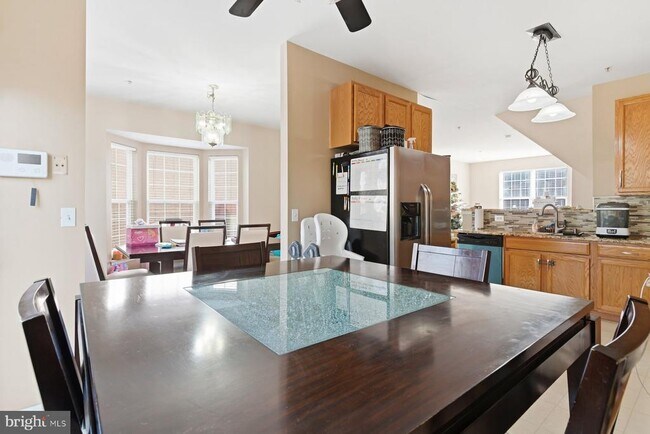 Photo - 3778 Merseyside Pl