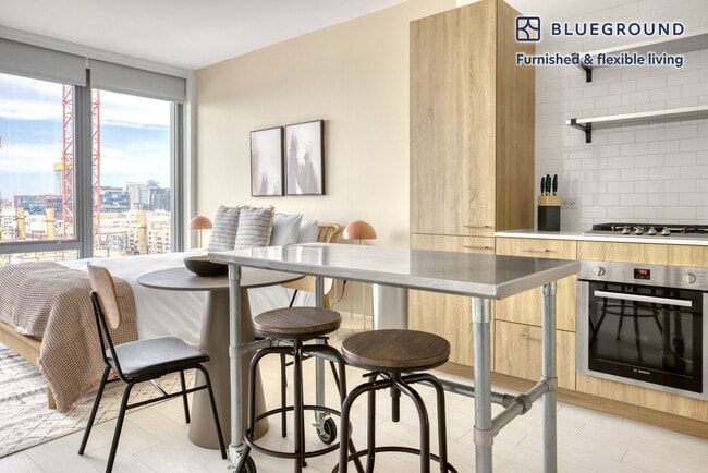 Photo - 1035 W Van Buren St Unit FL15-ID752