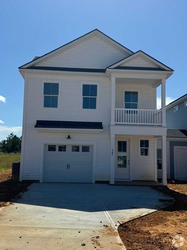 Building Photo - 3 Bedroom 2.5 Bath House in Hawthorne Land...