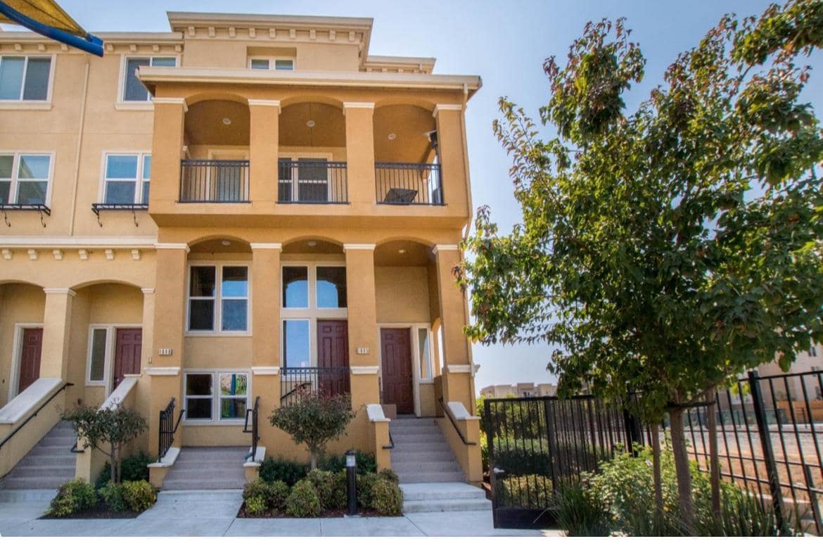 Photo - 1609 Lee Way