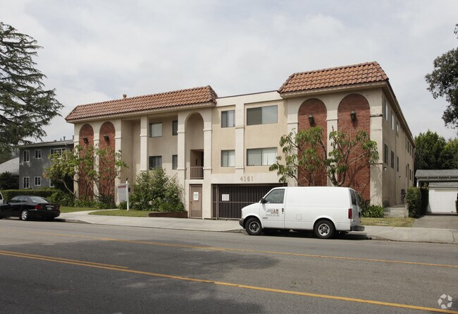 Tujunga Towers - Tujunga Towers