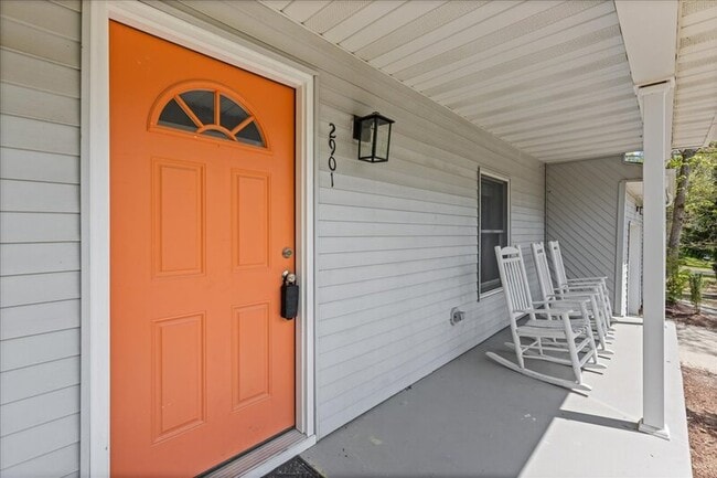 Photo - 2901 N Lakeshore Dr