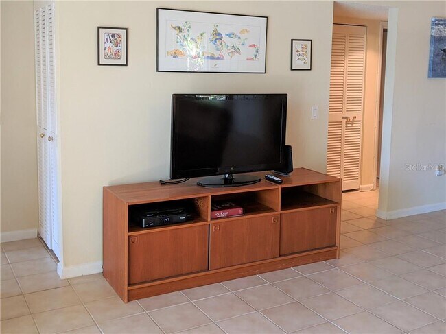 Photo - 5677 Ashton Lake Dr Unit 11
