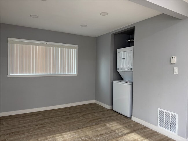 Photo - 4658 N Midsite Ave