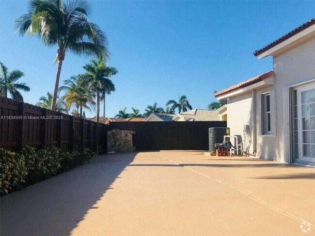 Building Photo - 13108 NW 10th Ln Rental