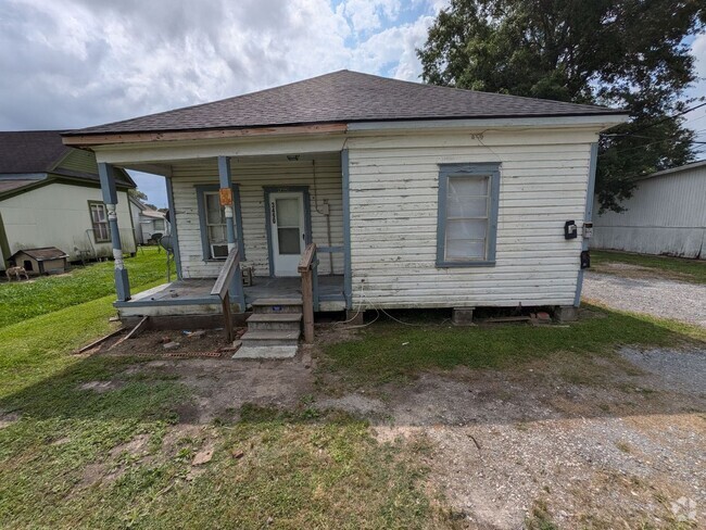 Building Photo - 3490 Thomas Park Rental