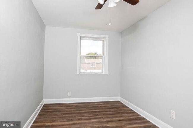 Photo - 114 Riverthorn Rd