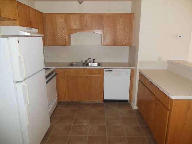 Photo - 4502 Deek Dr Unit Apt B