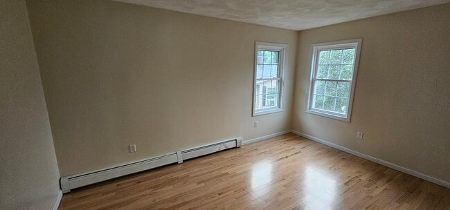 Photo - 219 May St