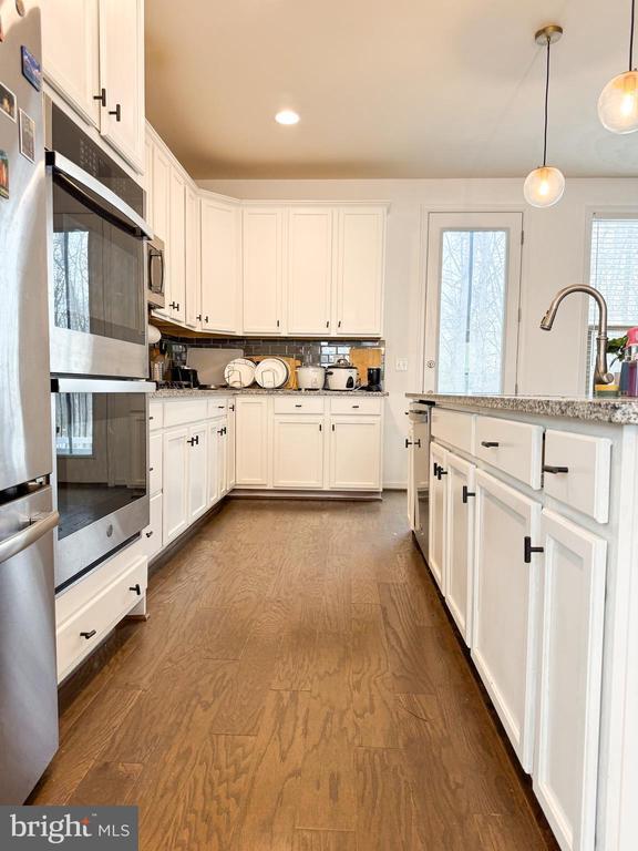 Photo - 42462 Dogwood Glen Square