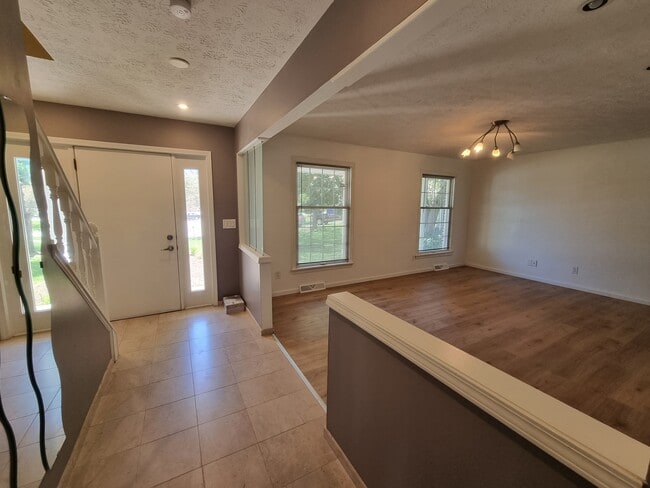 Photo - 16946 Antler Ln