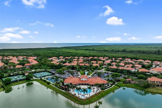 Building Photo - 7567 SW 189th St Unit 1