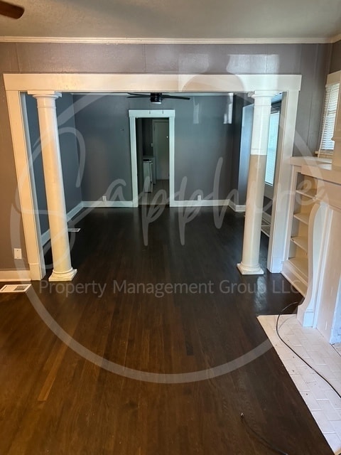 Photo - 5505 Woodland Ave