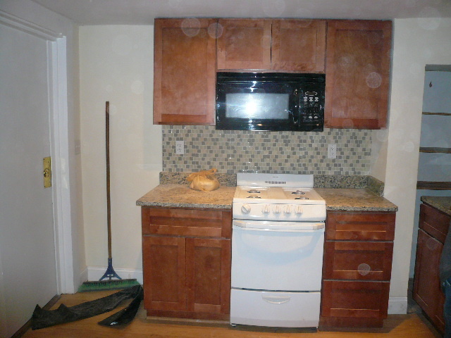 Building Photo - 1064 Beacon St Unit D Rental
