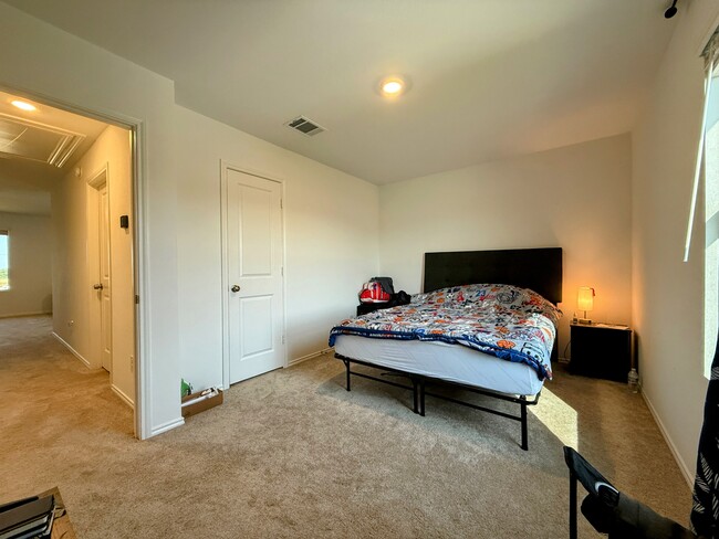 Photo - 412 Texas Angel Way