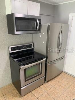 Photo - 1086 Hibiscus Ct