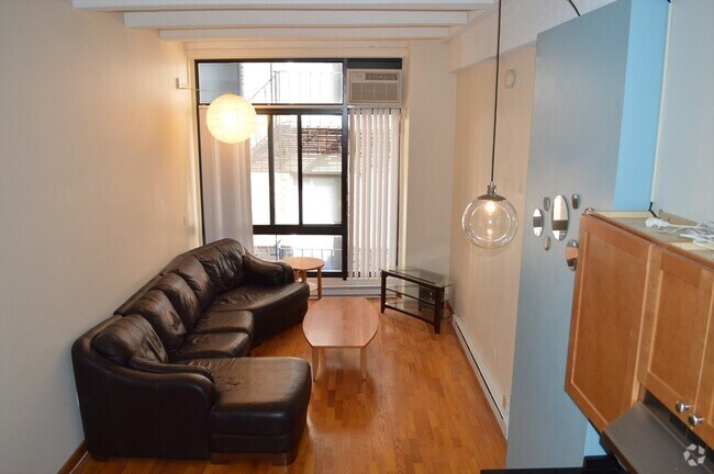 Building Photo - 12 Stoneholm St Unit 401 Rental