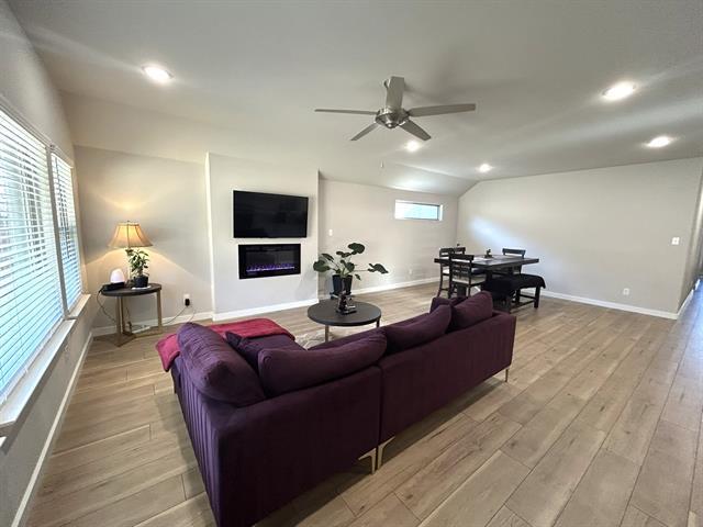 Photo - 4913 Pebblewood Dr