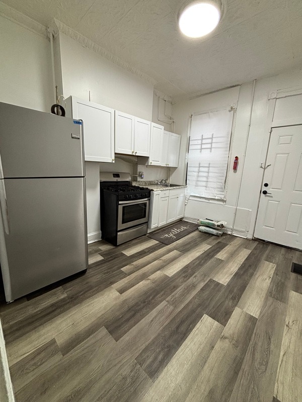 Photo - 292X Parkwood Ave Unit 1