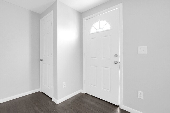 Photo - 1652 E 25th Ave