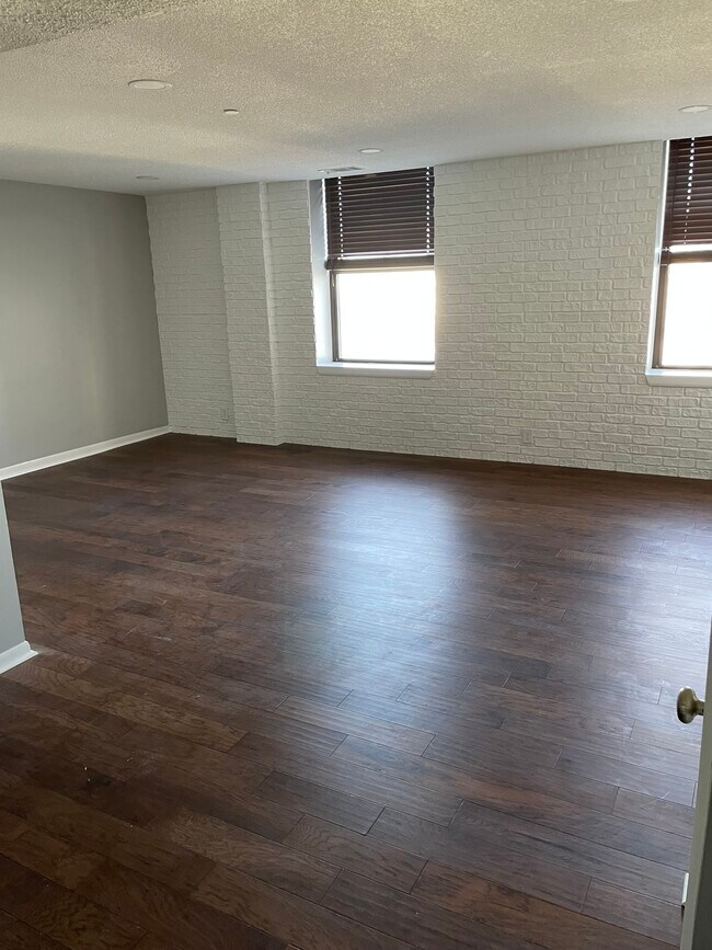 Living Area - 312 S 16th St Unit 804