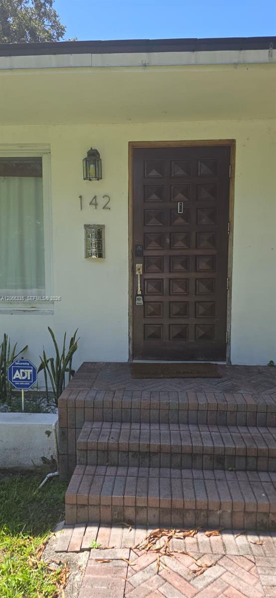Photo - 142 NW 98th St