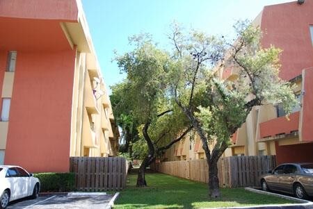 Photo - PARADISE ISLES APARTMENTS Unit Residence 1-1-970