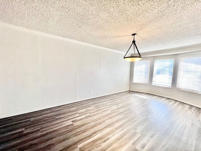 Photo - Beautiful spacious brick home! Must see!