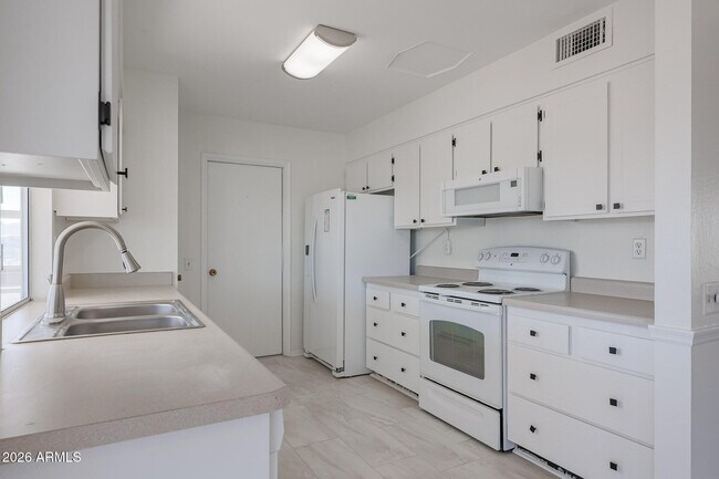 Photo - 10507 W Brookside Dr